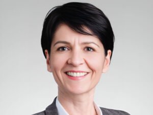 Dimopoulos Cristina BlackRock iShares ETF