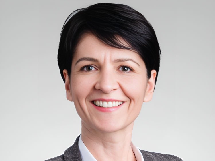 Dimopoulos Cristina BlackRock iShares ETF